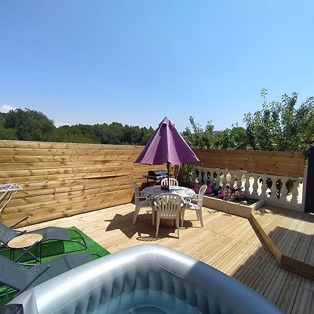 Studio Cosy Avec Terrasse Et Jacuzzi A Disposition De Mai A Aout Rians  エクステリア 写真